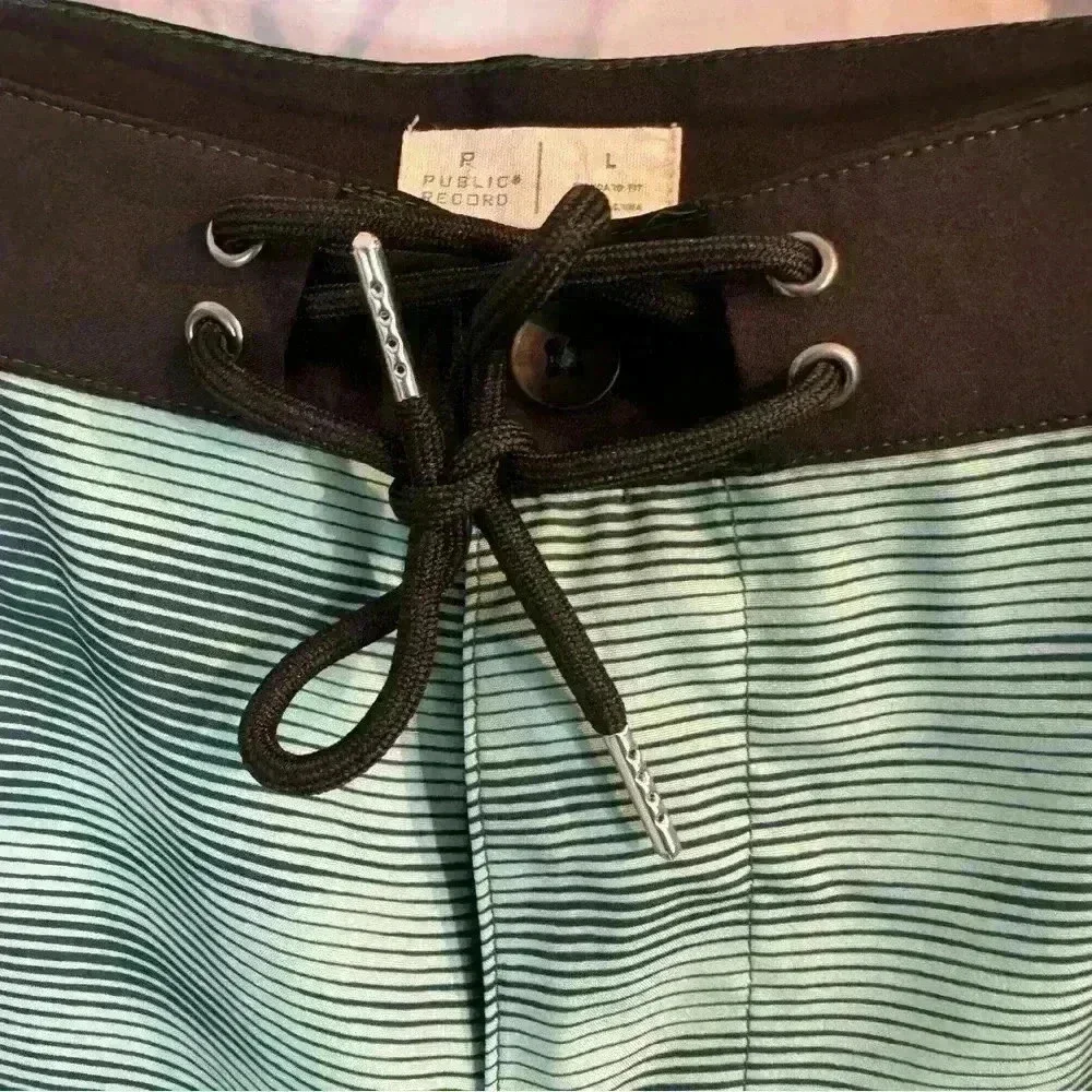 Public Record Mens Boardshorts Size L
